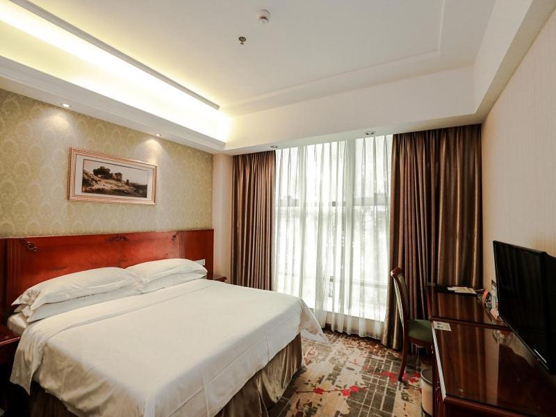 Vienna Hotel Dongguan Hou Street Wanda Plaza Exterior photo